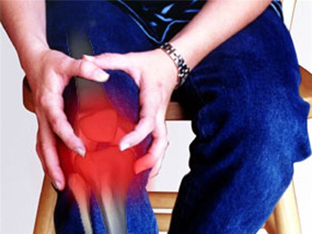 Dolore all'articolazione del ginocchio causato da un processo patologico